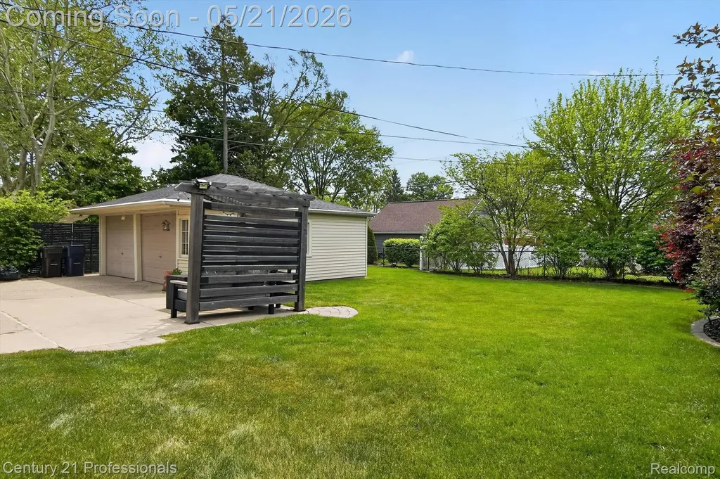 635 Simpson Street Plymouth City MI 48170