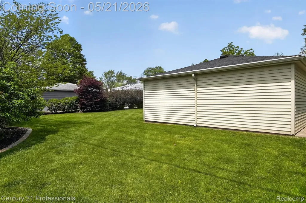 635 Simpson Street Plymouth City MI 48170