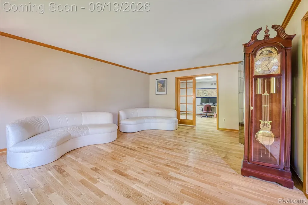 29342 Strathmore Drive Farmington Hills City MI 48331