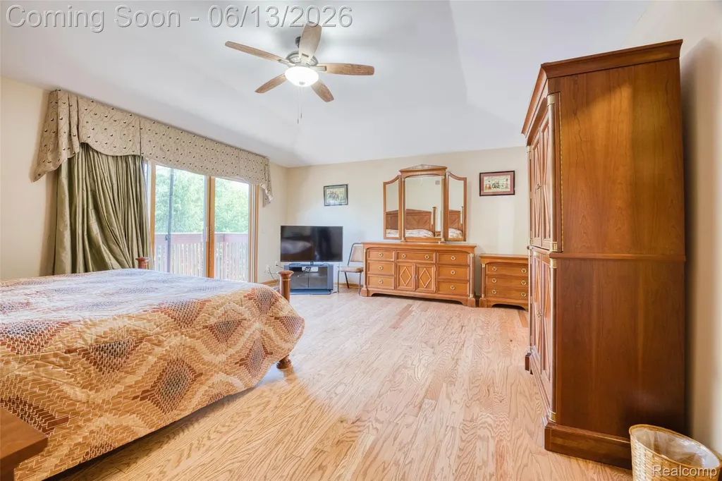 29342 Strathmore Drive Farmington Hills City MI 48331