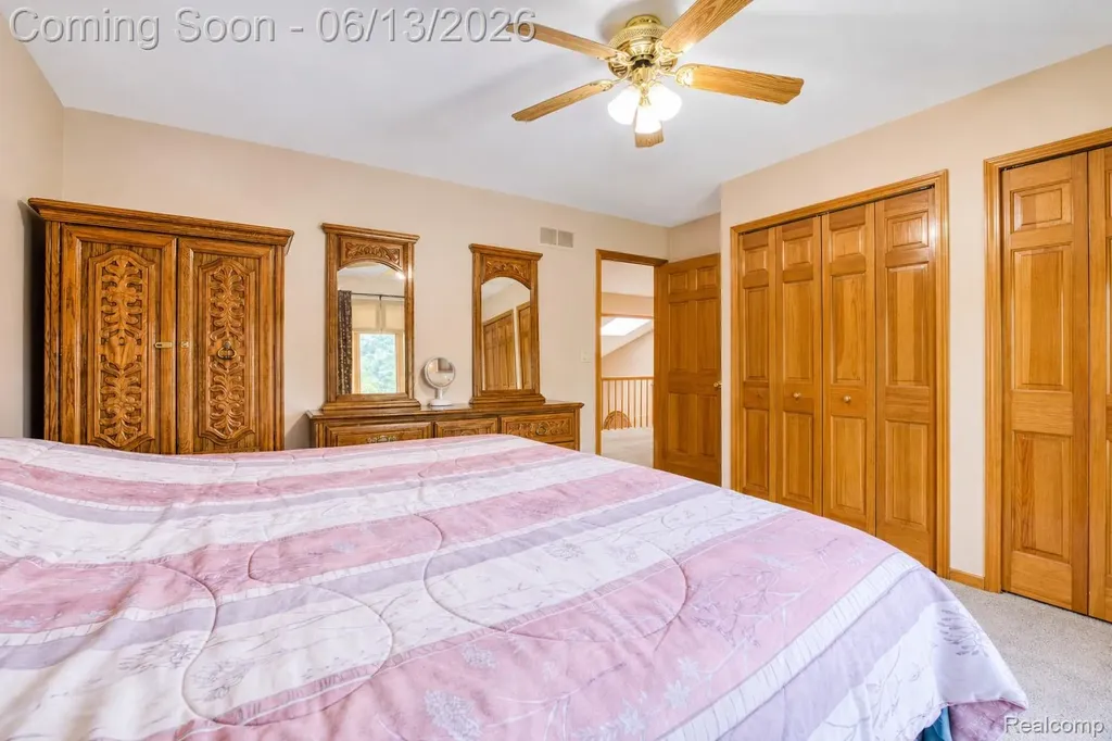 29342 Strathmore Drive Farmington Hills City MI 48331