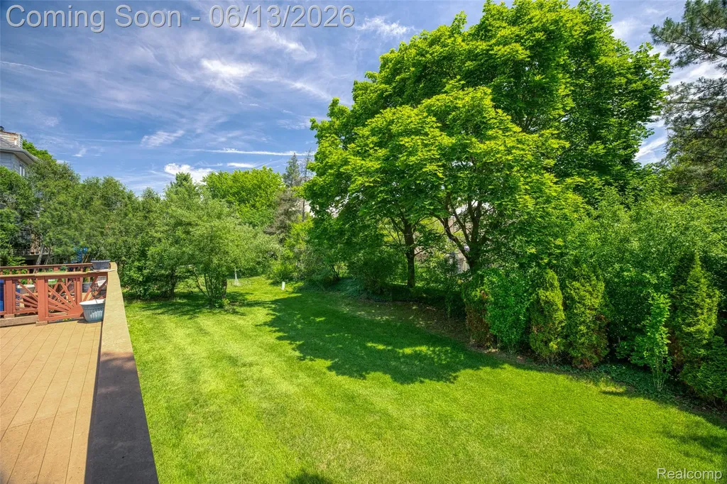 29342 Strathmore Drive Farmington Hills City MI 48331