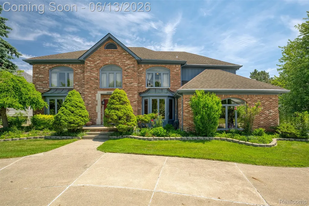 29342 Strathmore Drive Farmington Hills City MI 48331