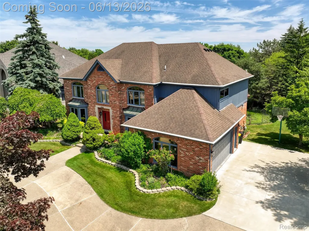 29342 Strathmore Drive Farmington Hills City MI 48331