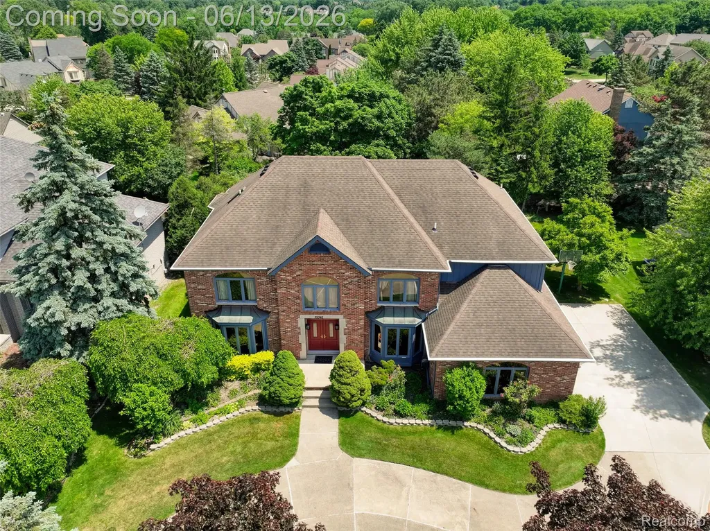 29342 Strathmore Drive Farmington Hills City MI 48331