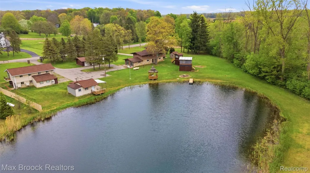 1392 Maple Grove Road Lapeer Township MI 48446