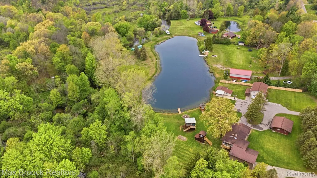 1392 Maple Grove Road Lapeer Township MI 48446