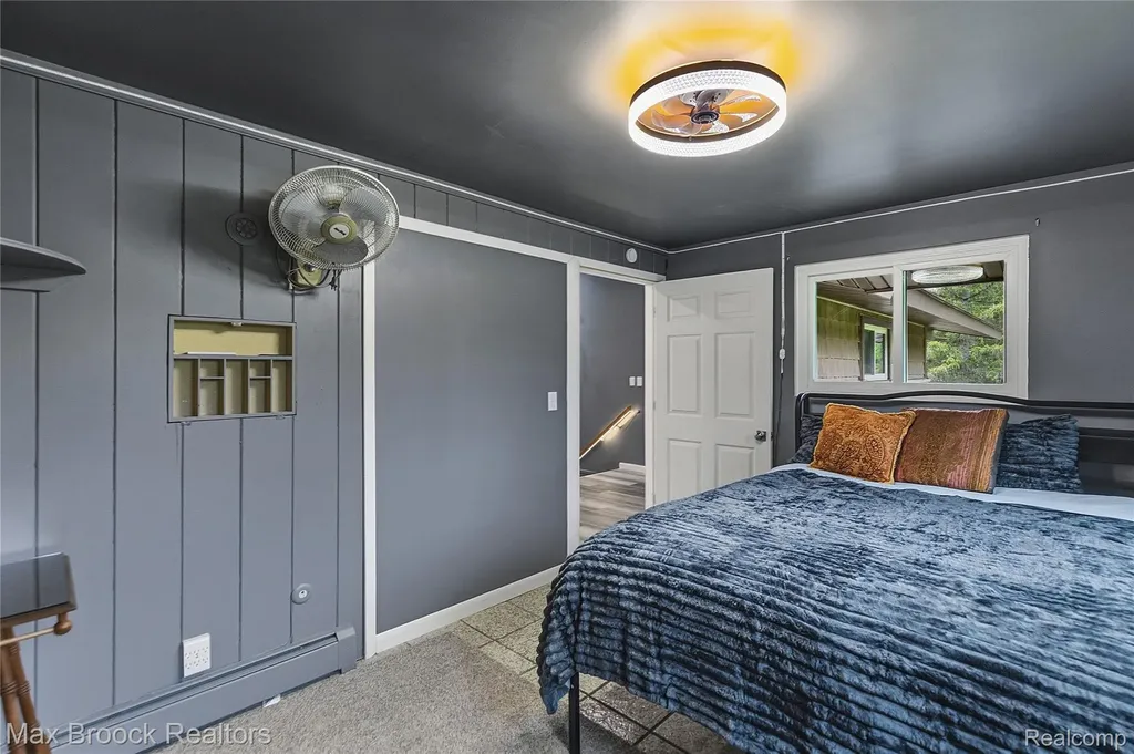 1392 Maple Grove Road Lapeer Township MI 48446