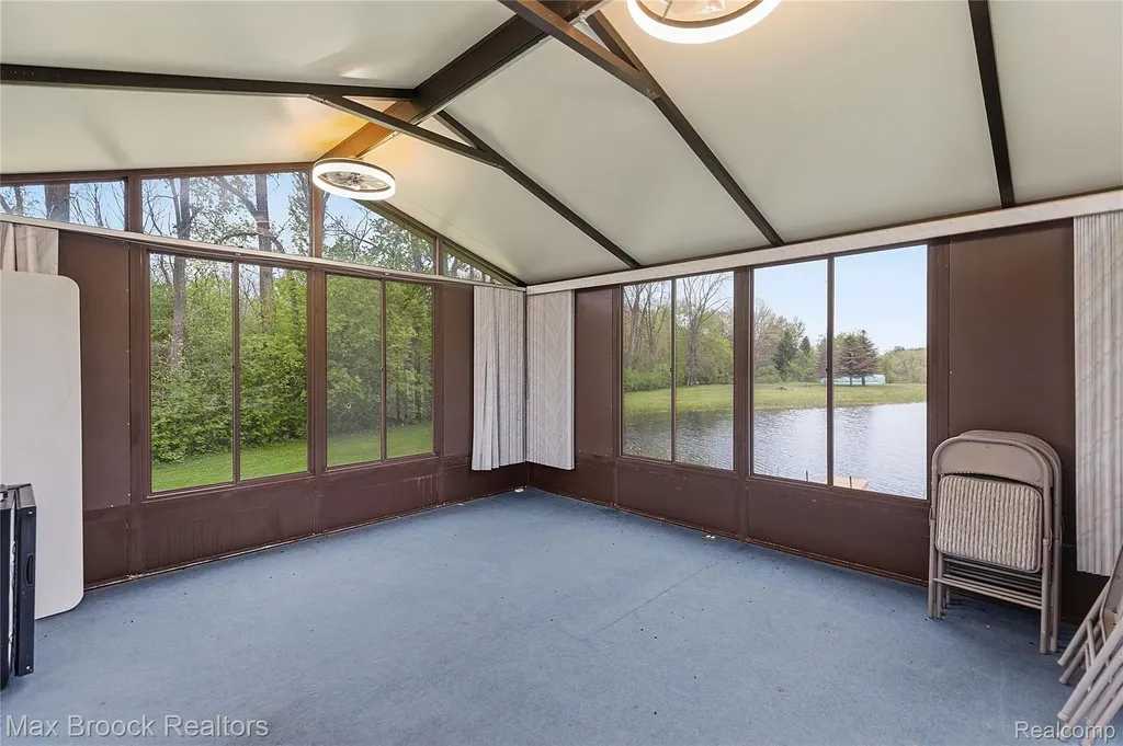 1392 Maple Grove Road Lapeer Township MI 48446