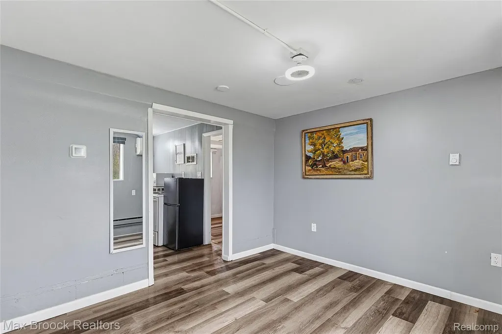 1392 Maple Grove Road Lapeer Township MI 48446