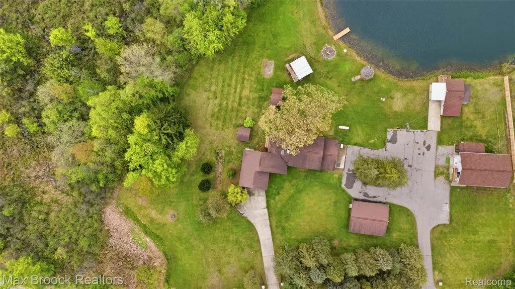 1392 Maple Grove Road Lapeer Township MI 48446