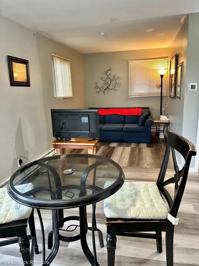 1392 Maple Grove Road Lapeer Township MI 48446