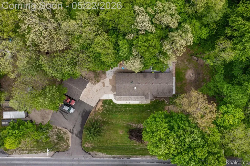 7566 Curtis Road Salem Township MI 48168