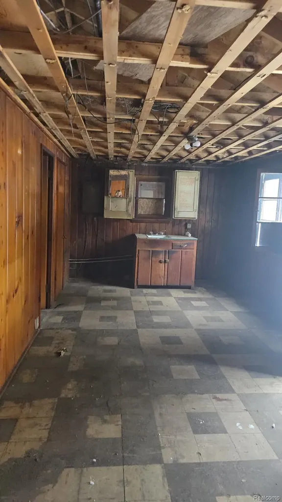 1940 Mullet Avenue Richfield Township MI 48656