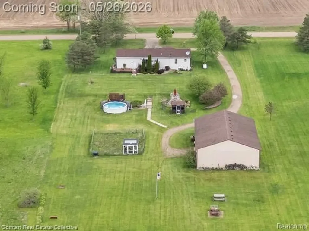 3457 W Burnside Road Marathon Township MI 48464
