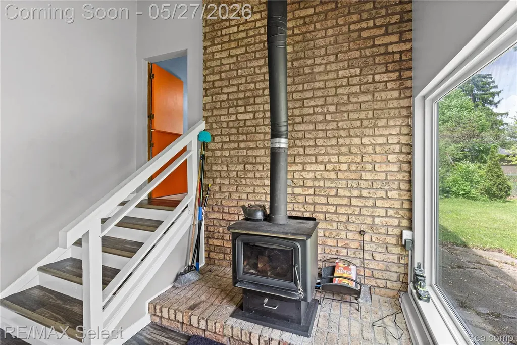 6361 Fenton Road Grand Blanc Charter Township MI 48507