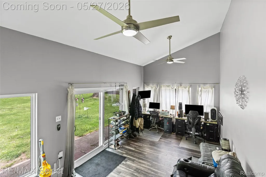 6361 Fenton Road Grand Blanc Charter Township MI 48507