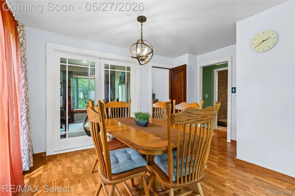 6361 Fenton Road Grand Blanc Charter Township MI 48507