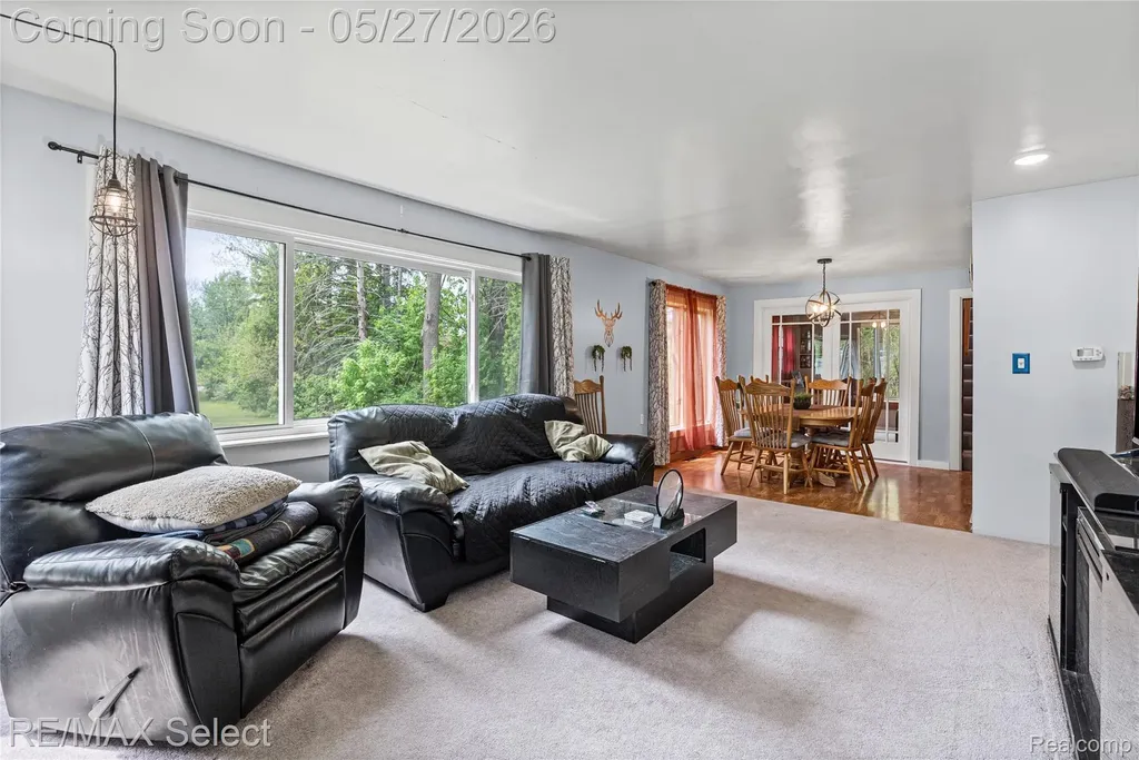6361 Fenton Road Grand Blanc Charter Township MI 48507