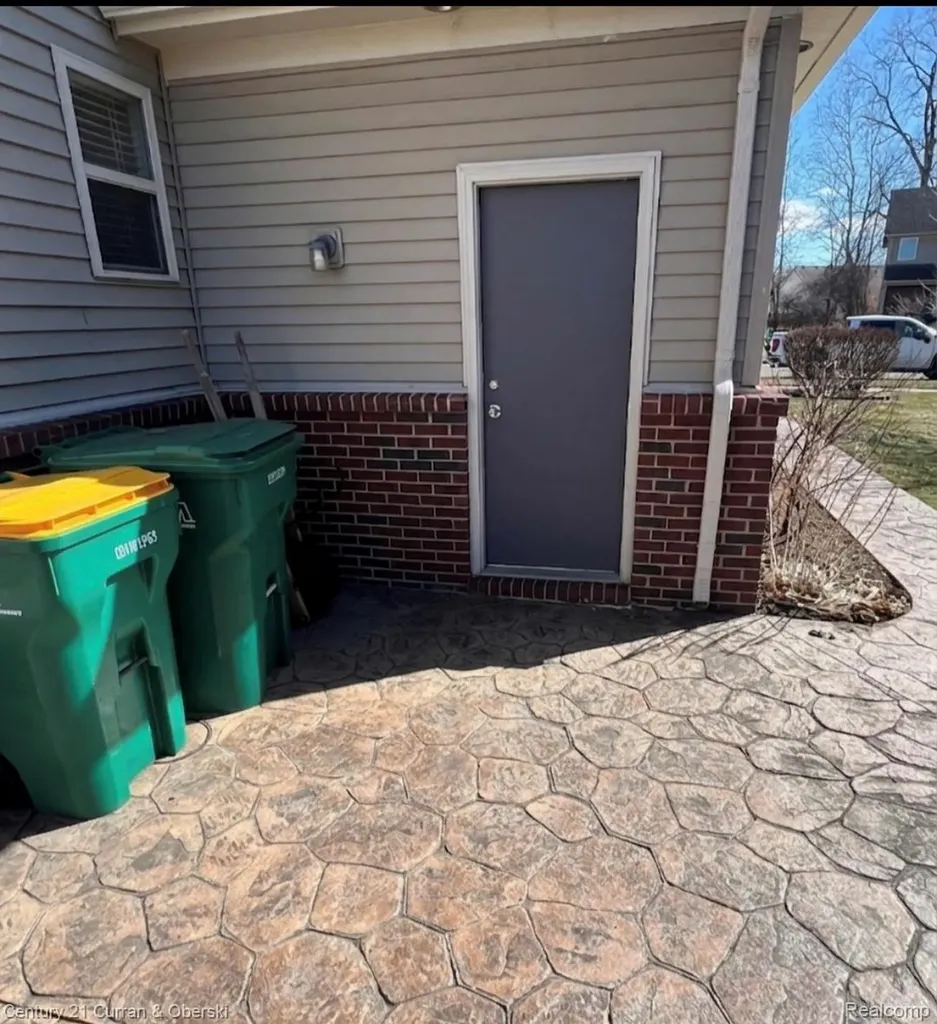 23756 Waterview Drive Huron Charter Township MI 48164