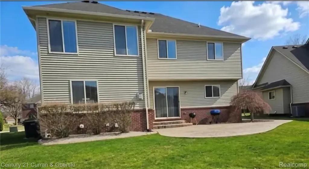 23756 Waterview Drive Huron Charter Township MI 48164