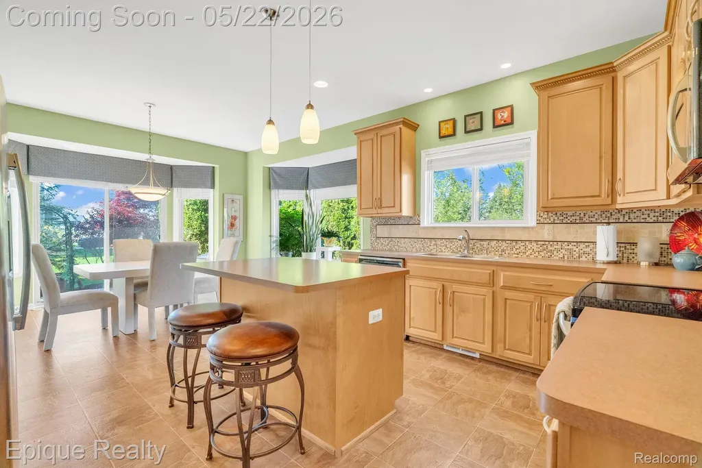 819 Pine Ridge Avenue Oxford Charter Township MI 48371