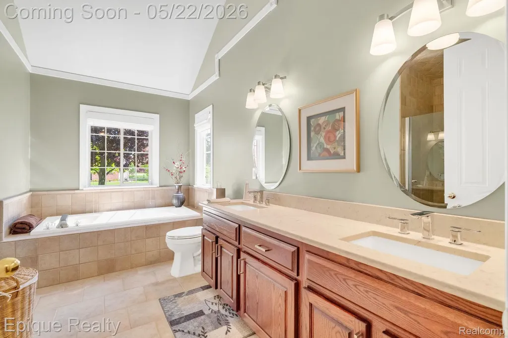819 Pine Ridge Avenue Oxford Charter Township MI 48371