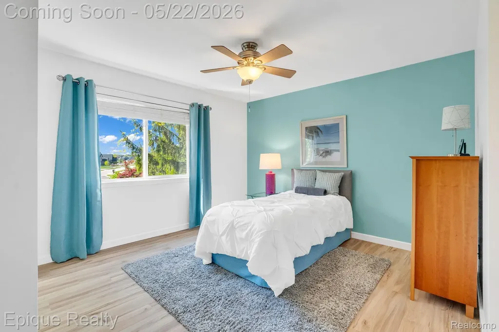 819 Pine Ridge Avenue Oxford Charter Township MI 48371