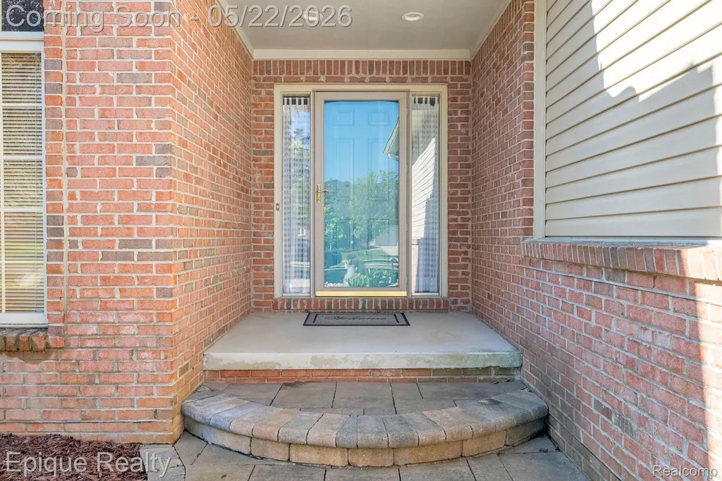 819 Pine Ridge Avenue Oxford Charter Township MI 48371