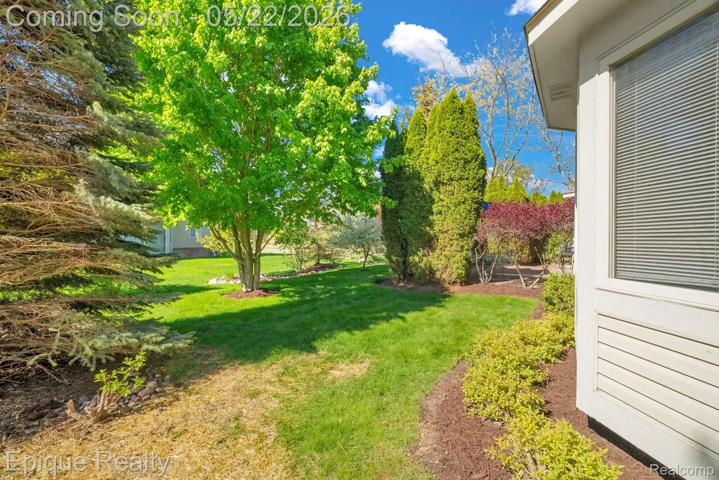 819 Pine Ridge Avenue Oxford Charter Township MI 48371