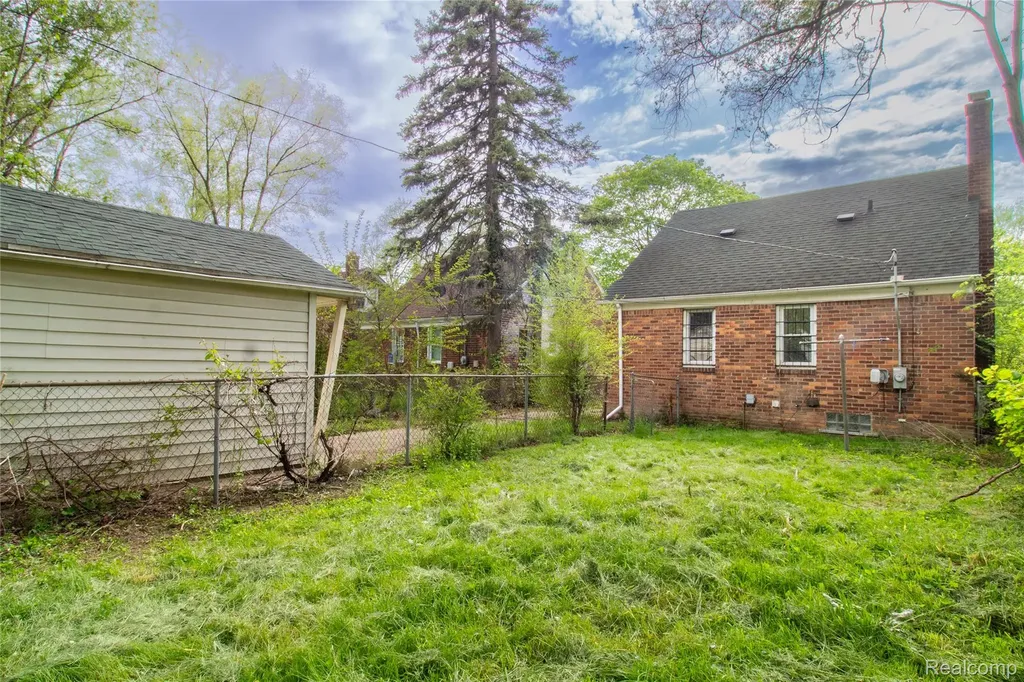 20026 Goulburn Street Detroit City MI 48205