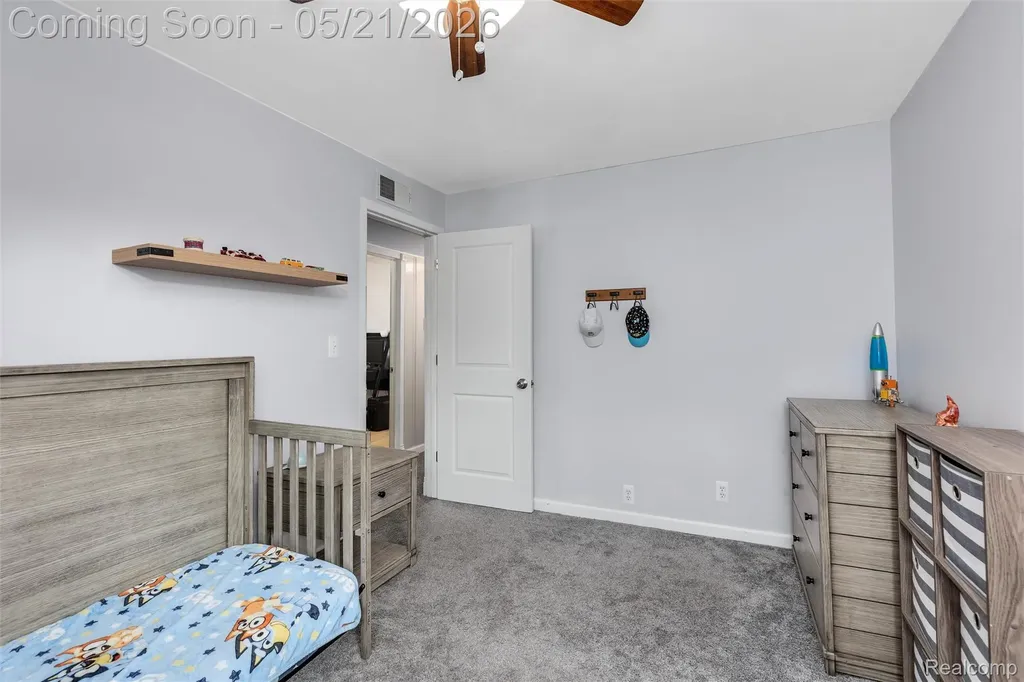 34685 Bridgeman Street Farmington Hills City MI 48335