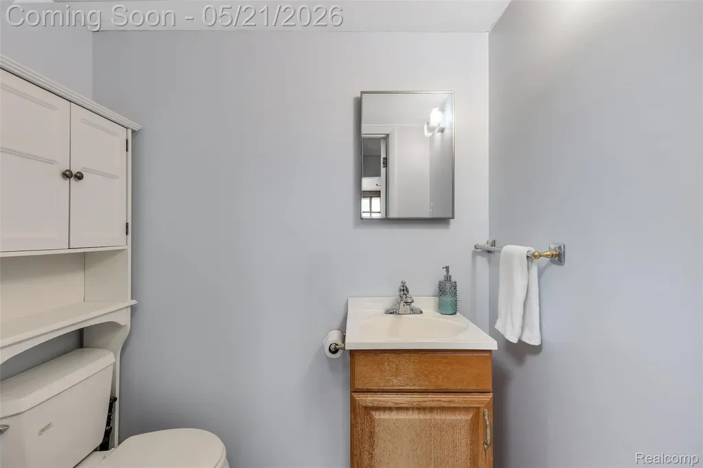 34685 Bridgeman Street Farmington Hills City MI 48335