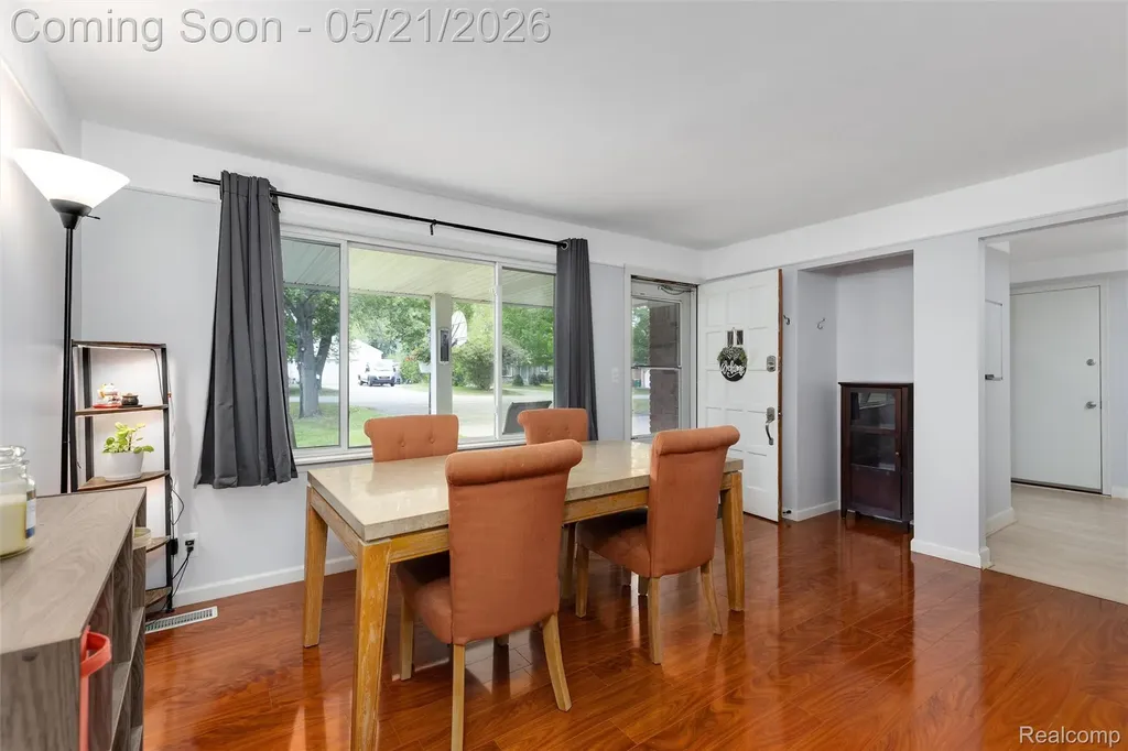 34685 Bridgeman Street Farmington Hills City MI 48335
