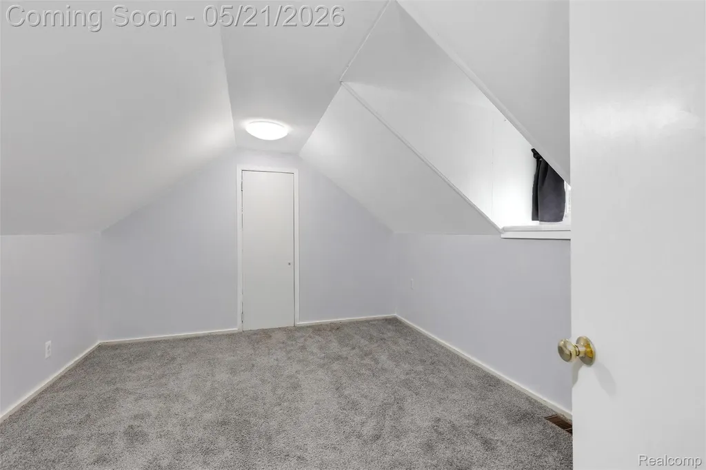 34685 Bridgeman Street Farmington Hills City MI 48335