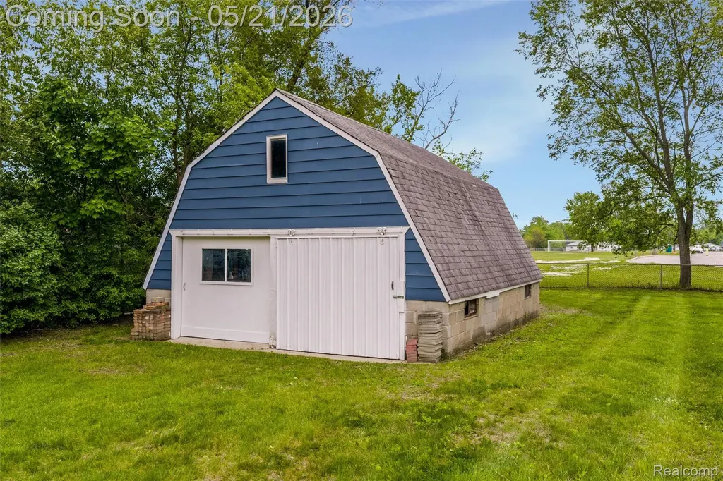34685 Bridgeman Street Farmington Hills City MI 48335