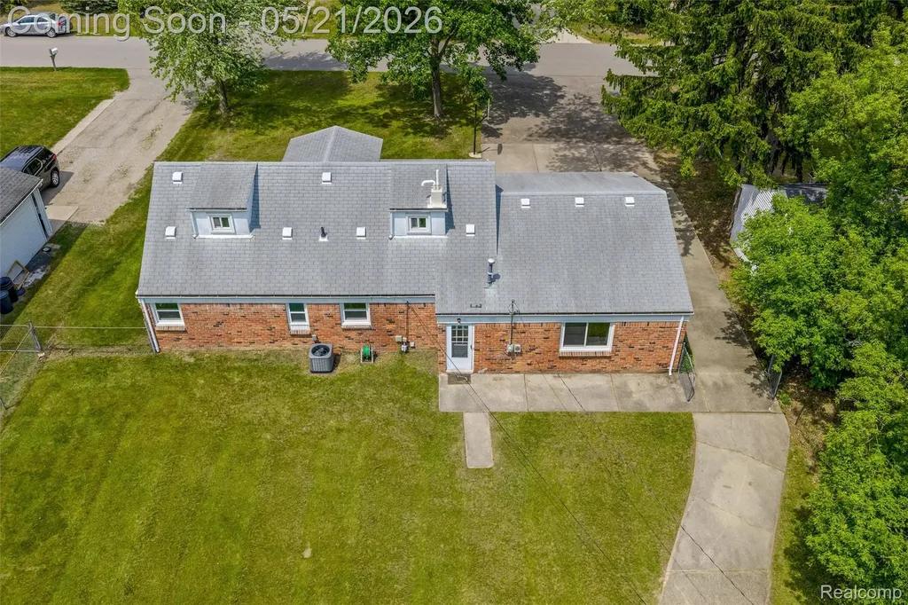 34685 Bridgeman Street Farmington Hills City MI 48335
