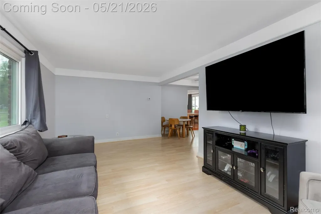 34685 Bridgeman Street Farmington Hills City MI 48335