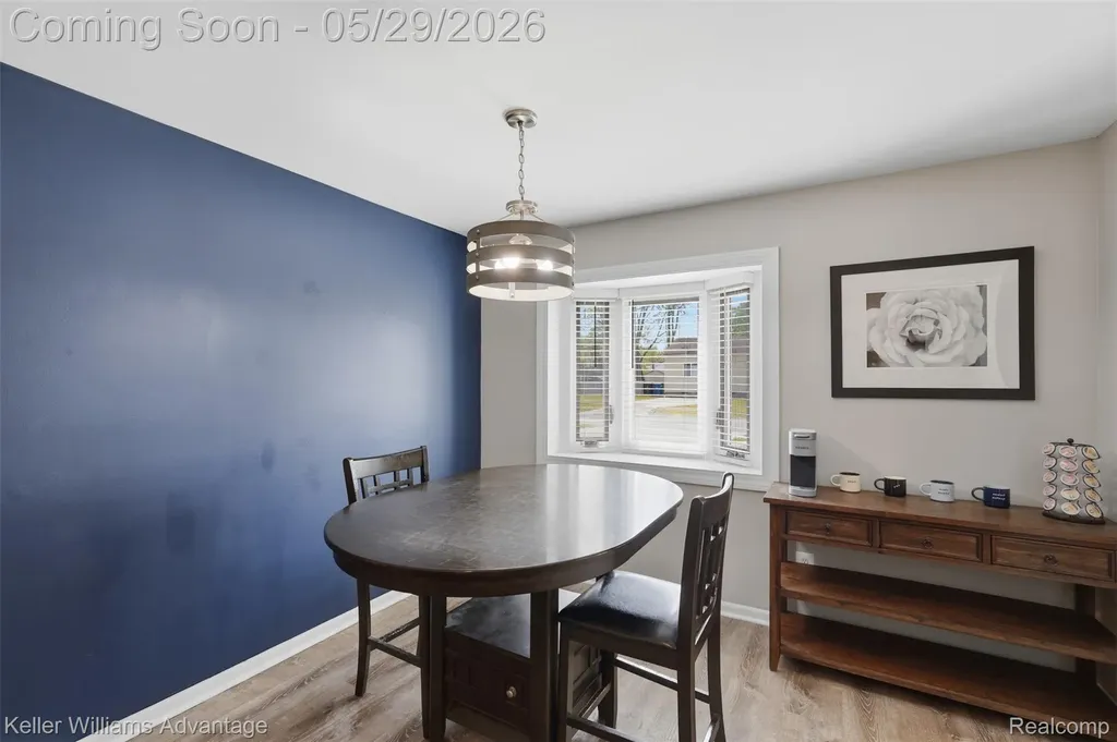 34540 Barton Street Westland City MI 48185