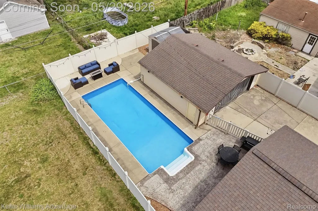 34540 Barton Street Westland City MI 48185
