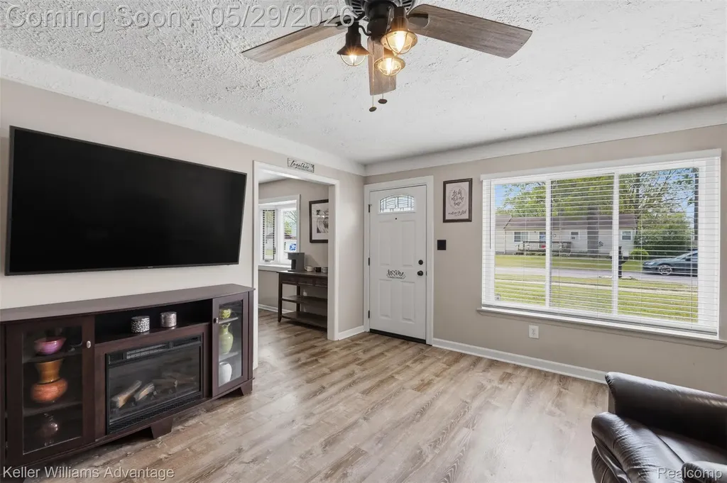34540 Barton Street Westland City MI 48185