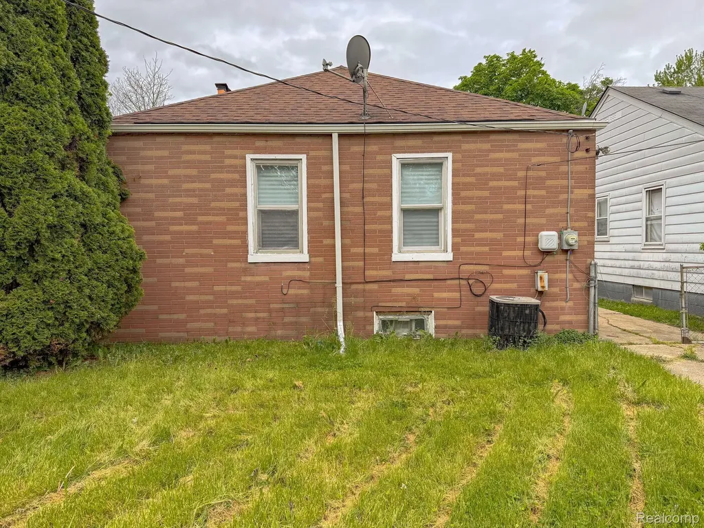 18946 Beland Street Detroit City MI 48234