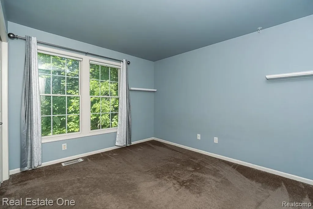 1735 Bedlington Court Rochester Hills City MI 48307