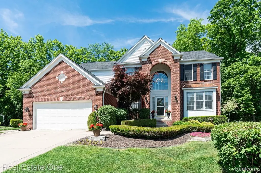 1735 Bedlington Court Rochester Hills City MI 48307
