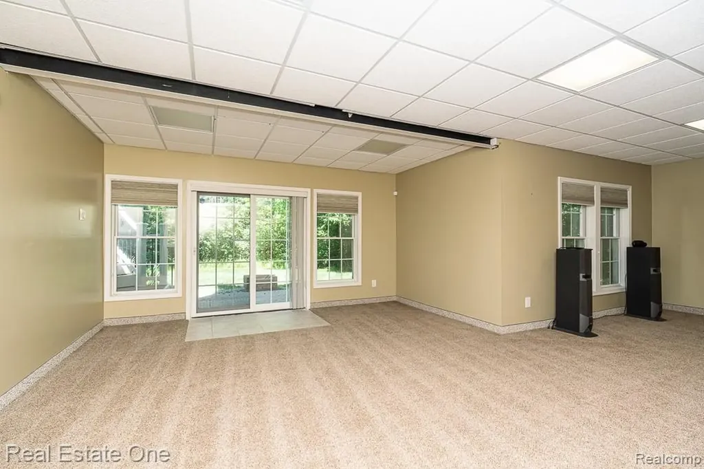 1735 Bedlington Court Rochester Hills City MI 48307