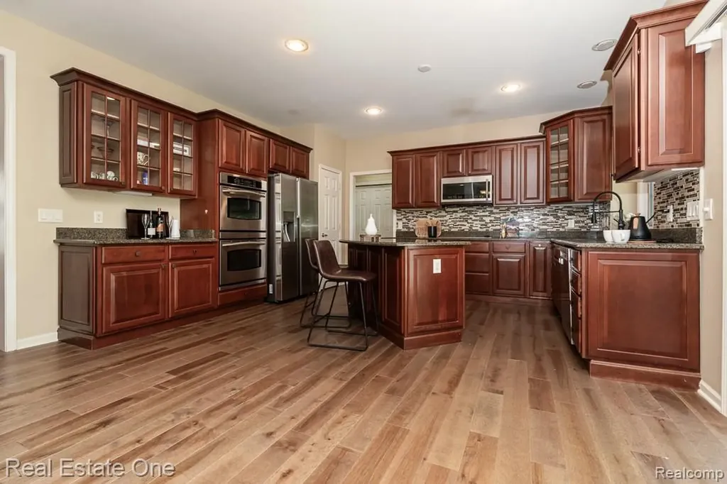 1735 Bedlington Court Rochester Hills City MI 48307