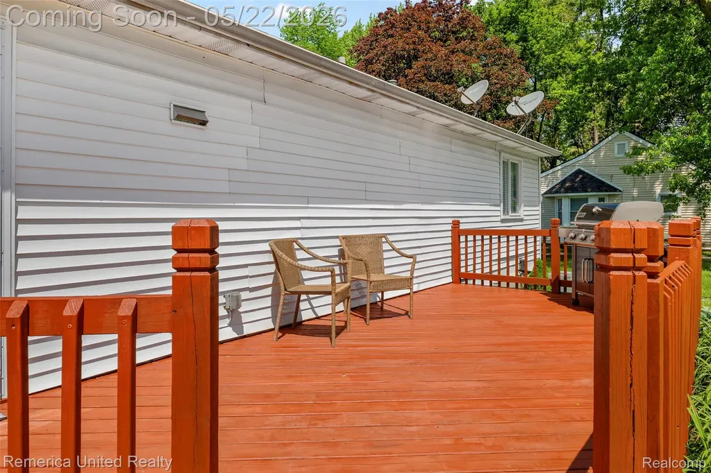11722 Haller Street Livonia City MI 48150