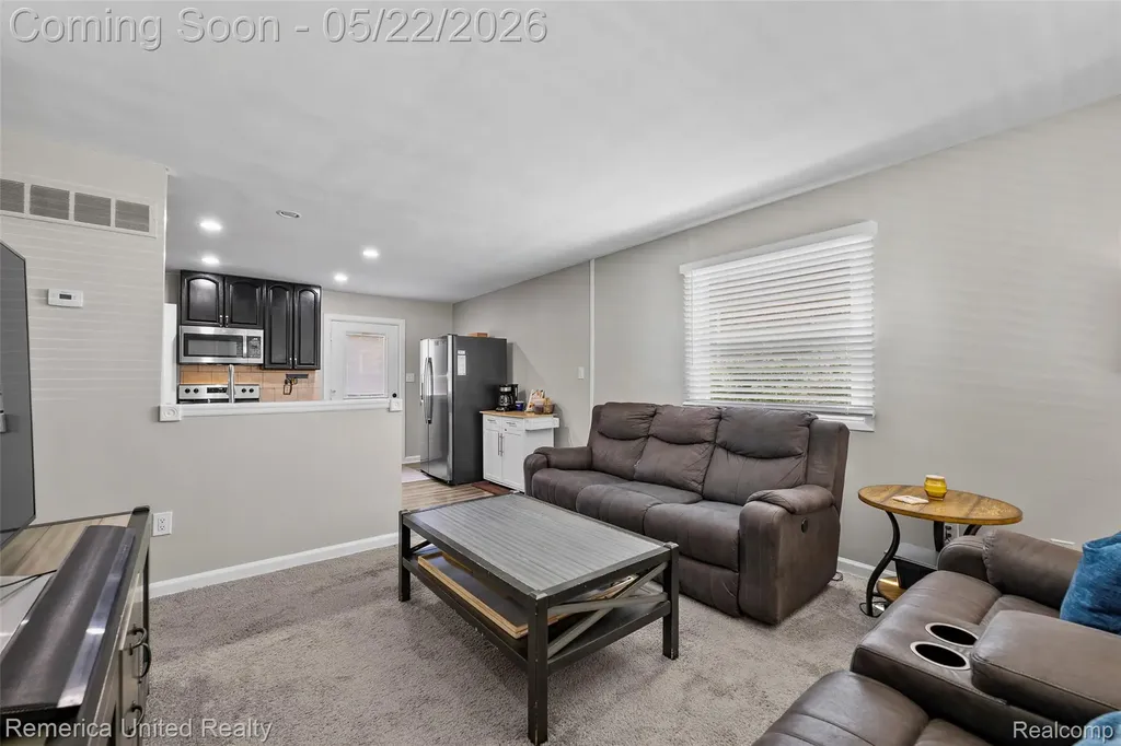 11722 Haller Street Livonia City MI 48150