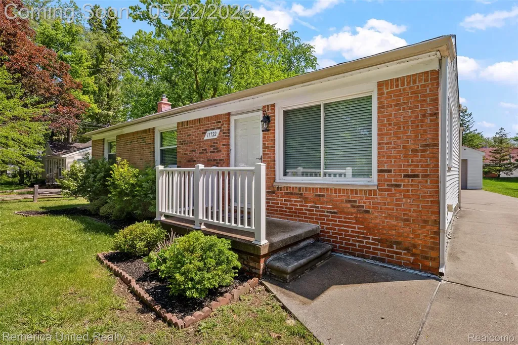 11722 Haller Street Livonia City MI 48150