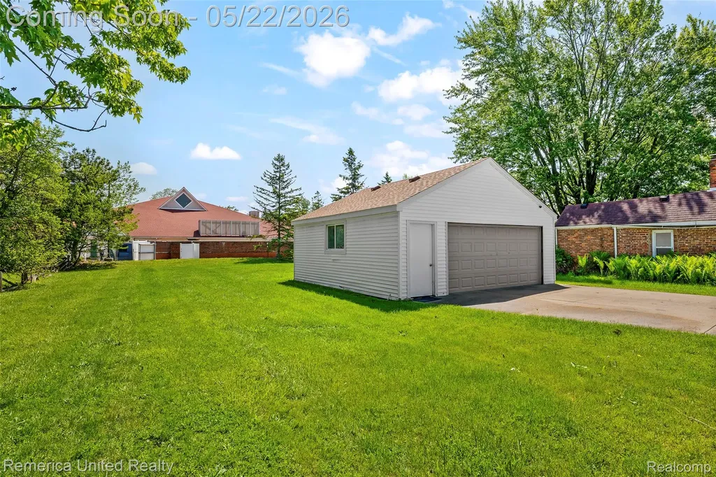 11722 Haller Street Livonia City MI 48150